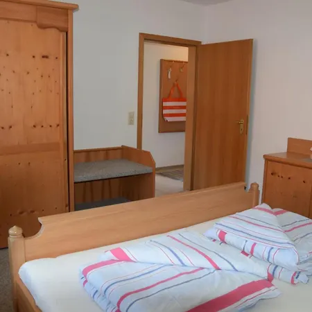 Andreas Schaefler Apartment