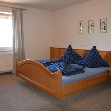 Andreas Schaefler Apartment